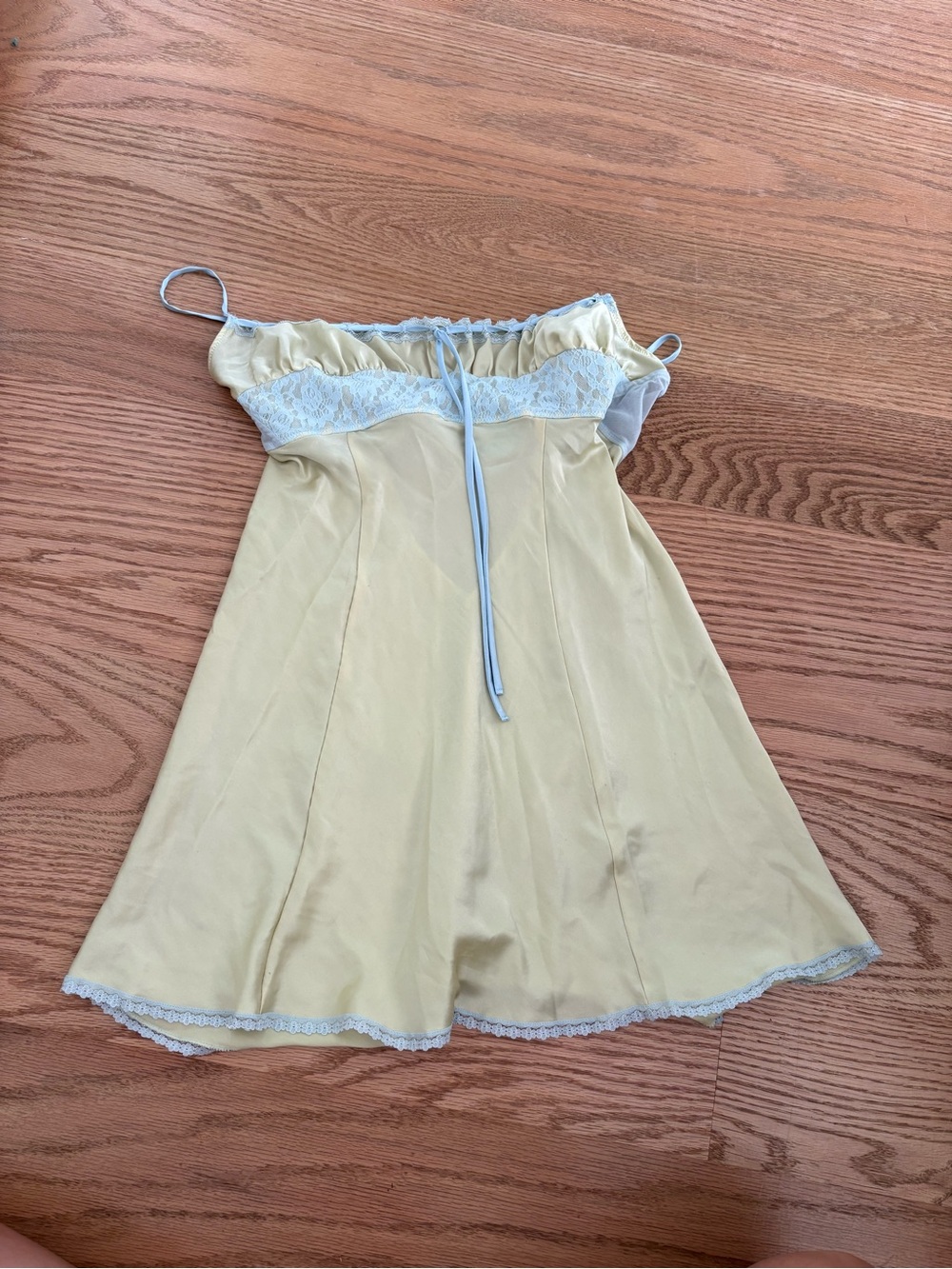 Frankie’s Bikinis dress - Picture 2 of 4